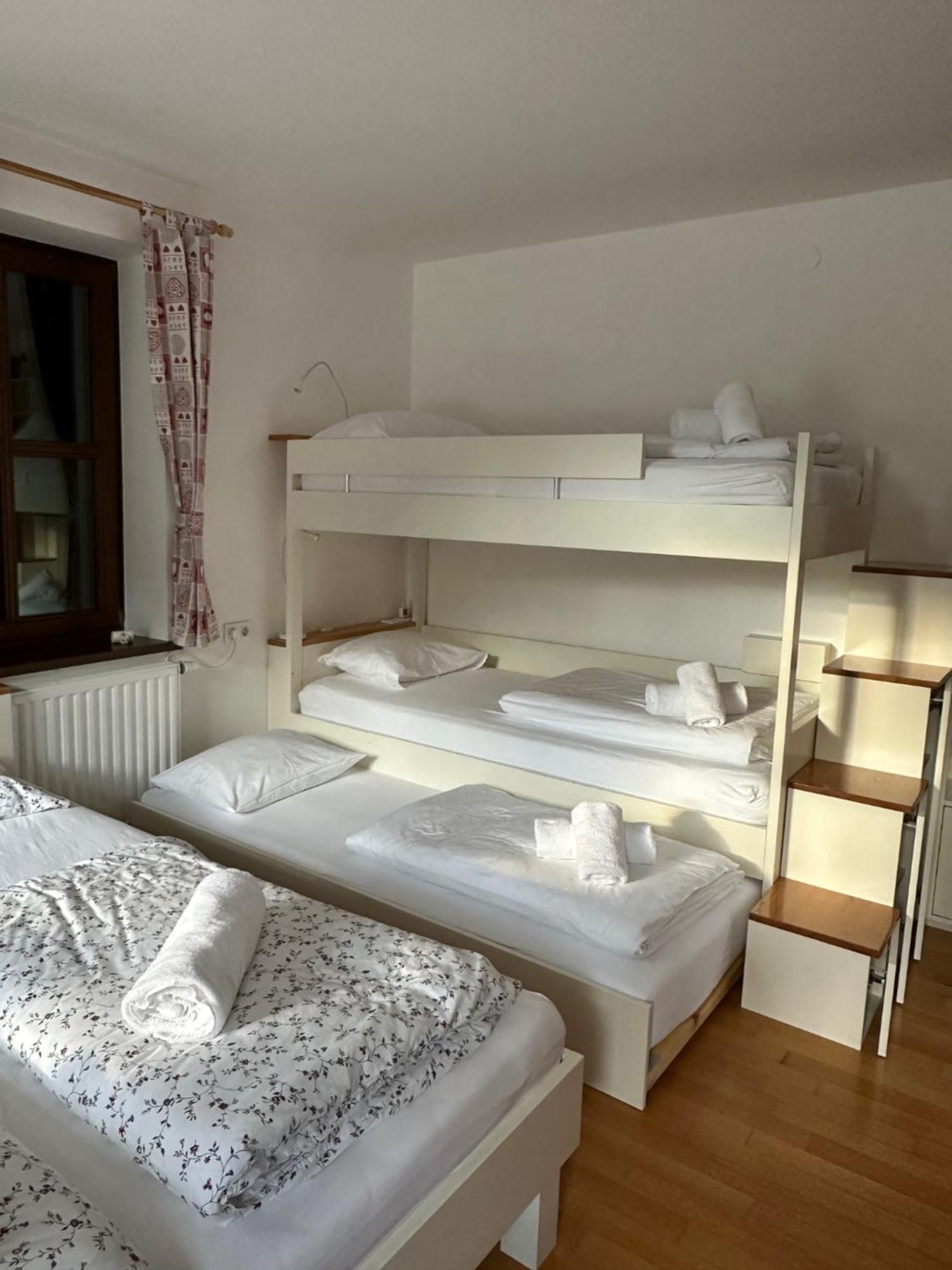 Pritlicni Apartma Hribovc Z Atrijem Kranjska Gora Kültér fotó